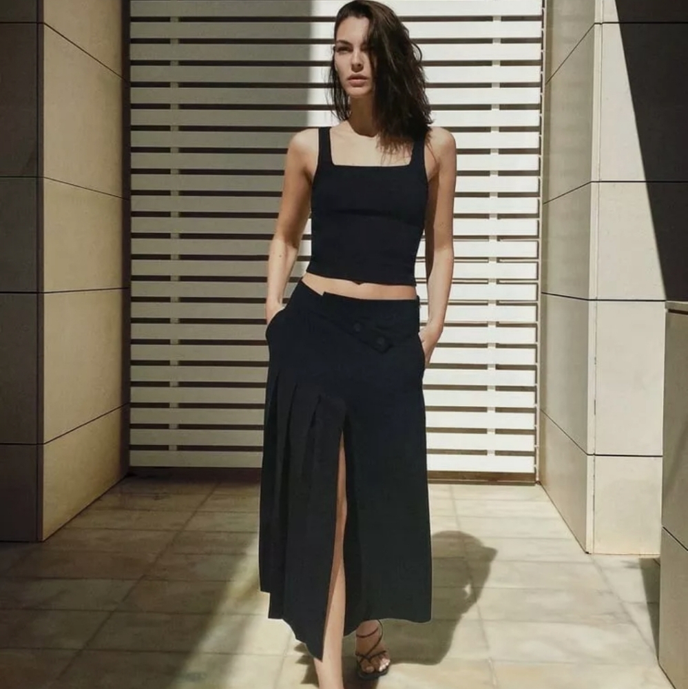 Zara Asymmetric pleated skirt